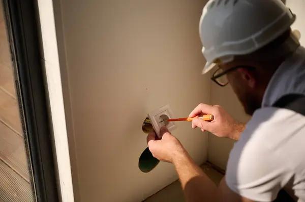Modern Electrical Solutions for Renovation Projects